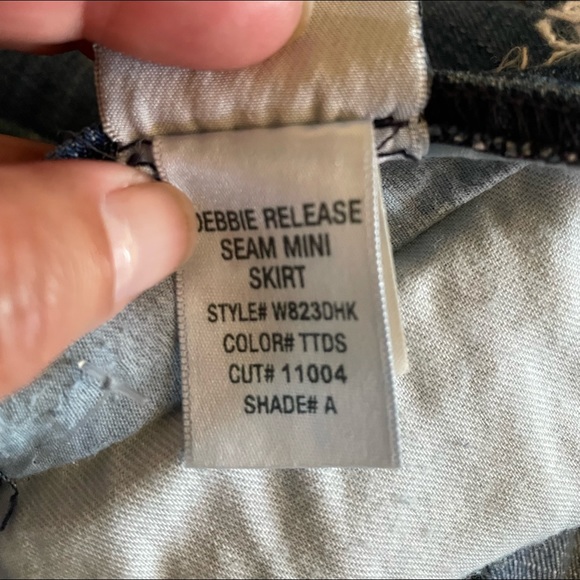 Hudson Jean Mini Skirt-Size 32 - Picture 4 of 11